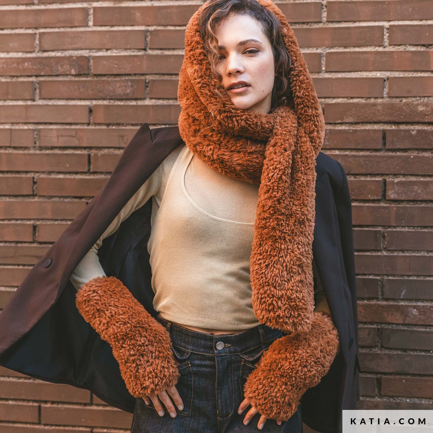 Furry Knit Edition 1. - Imagen 3